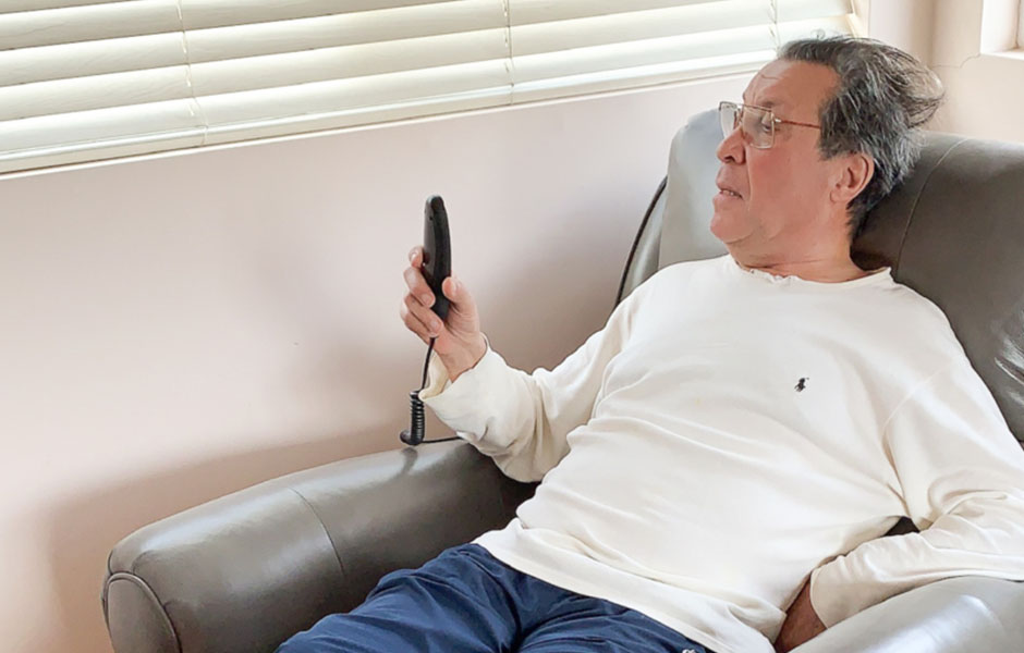 Keki’s father enjoying a SoCozi recliner from Southern Motion