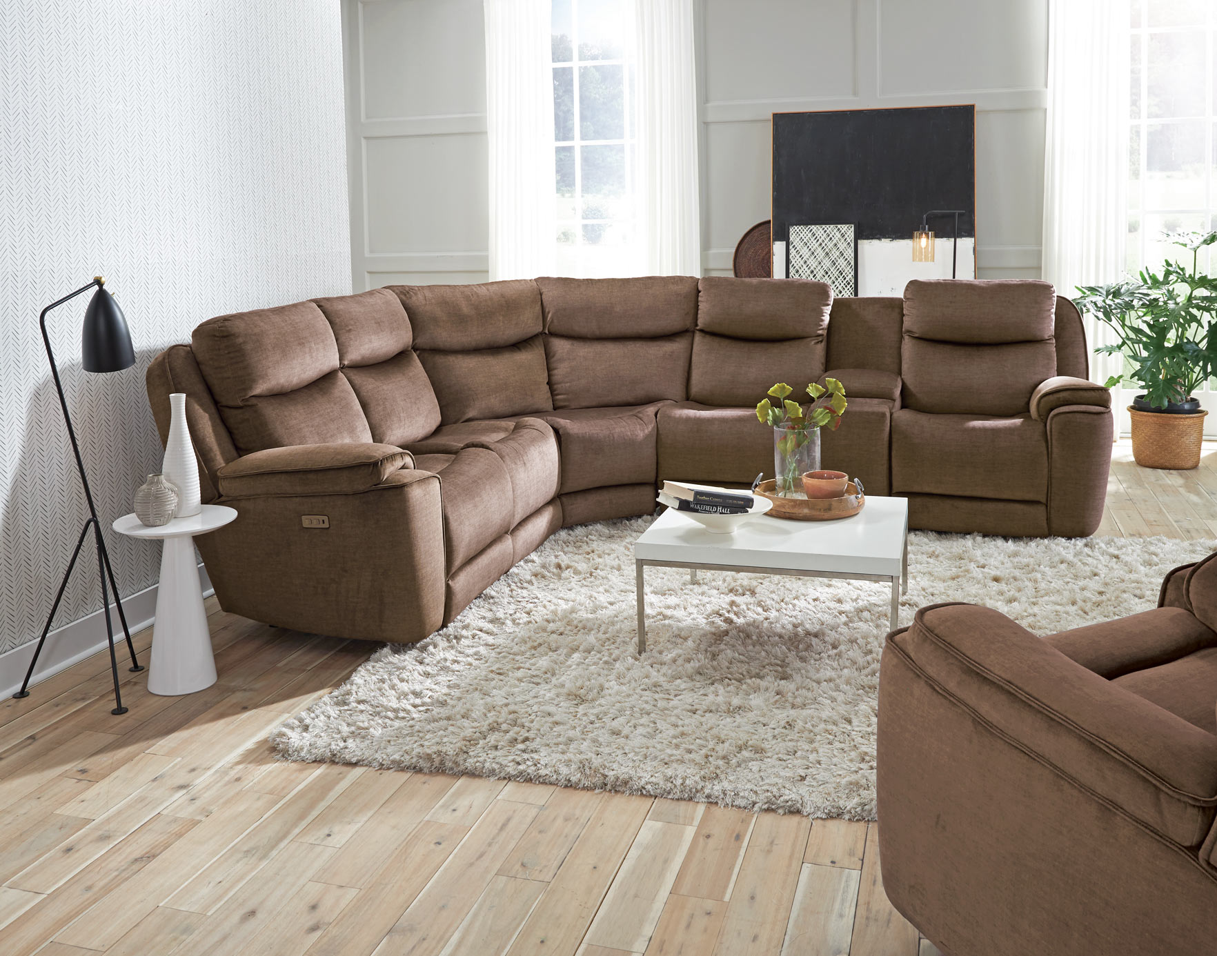 736 Show Stopper Sectional Image