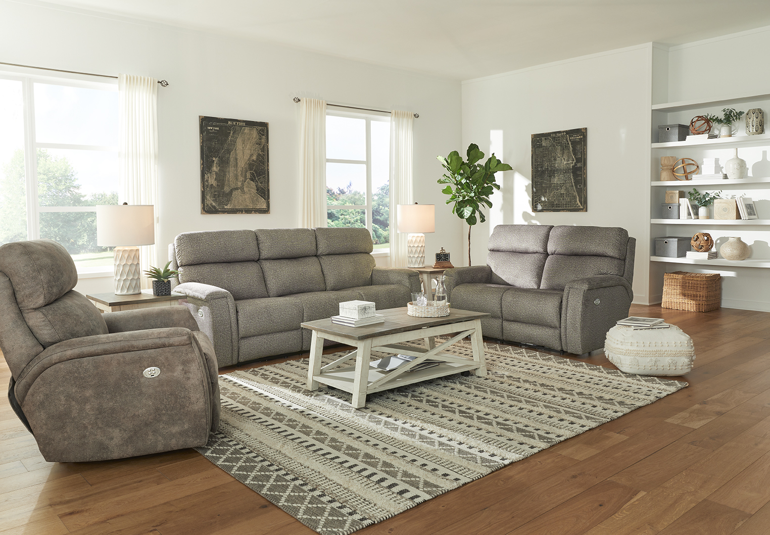 Southern Motion Cagney Power Reclining Sofa